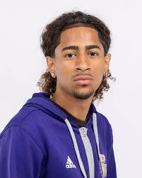 Damion Phillips's Instagram, Twitter & Facebook