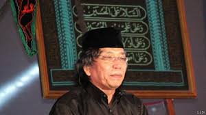 Gelar guru besar yang disandangnya merupakan bagian dari taqiyah, sebagaimana dijelaskan oleh surat rektor unpad dengan nomor: Jalaluddin Rakhmat Memilih Jalan Tasawuf Bbc News Indonesia