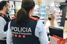 La plataforma literaria booknet está destinada para la publicación de libros electrónicos de diversos géneros. Yvlfdvfvznioam