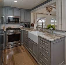You can create a spectacular coastal kitchen with one these backsplash ideas. 75 Beautiful Small Coastal Kitchen Pictures Ideas July 2021 Houzz