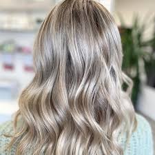 Haircuts for you face shape, product reviews and more. 27 Blonde Hair Ideas From Golden To Caramel Wella Professionals