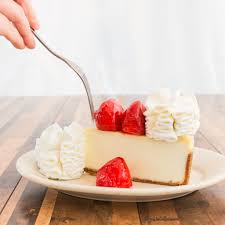 We Ranked The 34 Best Dishes From The Cheesecake Factory Cheesecake Cheesecake Factory Yummy Food Dessert