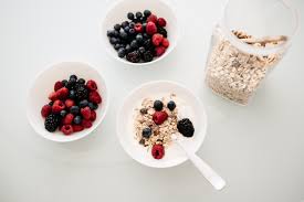 Solo i migliori chicchi di avena diventano fiocchi croccanti e saporiti, poiché ad alto contenuto di fibre e fonte di proteine! Fiocchi D Avena Al Naturale 4 Idee Per Usarli A Colazione