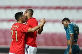 Braga kulübü, 32 yaşındaki arjantinli oyuncu ile 1+1 yıllık sözleşme imzalandığı duyurdu. Benfica Vence Braga Em Jogo De Preparacao Renascenca