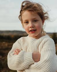 Ich wünsche euch allen ein frohes neues Jahr 🎆 Zum Neujahr möchte ich noch  dieses Foto zeigen. Es entstand im Rahmen der Weihnachts-Minis, aber es ist  einfach so zeitlos und ungestellt, einfach