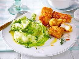 Knusperfisch Nuggets Mit Erbsenpuree Rezept Lecker Erbsenpuree Rezept Erbsenpuree Erbsen Puree