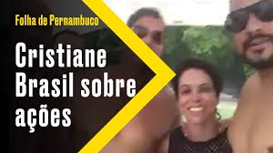 A parlamentar teve a posse suspensa pela presidente do stf, cármen lúcia. Roberto Jefferson Chama A Atencao De Cristiane Brasil Por Video Folha Pe