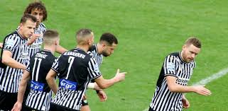 90΄ τρία λεπτά οι καθυστερήσεις. Wqnkascnypmynm