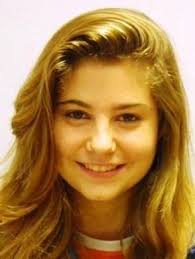 Reconeixement Joves Promeses de l'Esport Gironí. Quatre atletes del Club  Atletisme Figueres guardonades amb el Reconeixement a Joves Promeses de  l'Esport Gironí. Llum Gardella, Lluïsa Mitjà, Delfina Garcia, Patricia  Ayuste. La secretaria