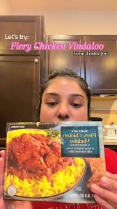 late night snack 😂 so easy with trader joes frozen meals 🤩  #traderjoesfoodreviews #traderjoesindianfood #tastetest #chickenvindaloo  #traderjoes #fyp