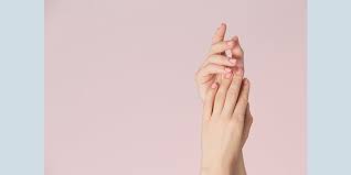 Vous venez de vous casser un ongle ? Quelle Manucure Pour Quel Type D Ongles Marie Claire