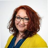 Stephanie Mertens's Instagram, Twitter & Facebook