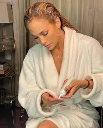 #cambiaelpaso 5 de julio jlo.lnk.to/presavecambiaelpaso. Jennifer Lopez Jlo Instagram Photos And Videos