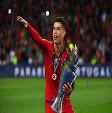 فعلى سبيل المثال، إذا أردت تحميل فيديو مدمج، اختار أداة تحميل الفيديو. ÙƒØ±ÙŠØ³ØªÙŠØ§Ù†Ùˆ Ø±ÙˆÙ†Ø§Ù„Ø¯Ùˆ ÙˆØ­Ù„Ù… Ø§Ù„ØªØªÙˆÙŠØ¬ Ø¨Ø§Ù„ÙƒØ±Ø© Ø§Ù„Ø°Ù‡Ø¨ÙŠØ© ØµØ­ÙŠÙØ© Ø§Ù„Ù…ÙˆØ§Ø·Ù† Ø§Ù„Ø¥Ù„ÙƒØªØ±ÙˆÙ†ÙŠØ©