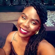 Toni Kay's Instagram, Twitter & Facebook