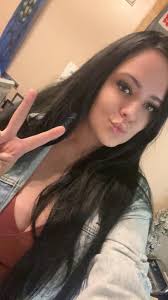 Come see us for flavor Friday 🥳 Karaoke 9-2 🍻 🍹 🍸 🎶 🎤