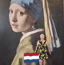 Going to Amsterdam next week. Heard it is difficult to find public  restrooms. I think someone mentioned an app previously but not sure. Maybe  I was dreaming it up. Am a senior