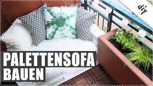 Kleine ecksofas mit schlaffunktion günstig bei lionshome. So Finden Sie Das Richtige Balkon Sofa Fur Ihre Outdoor Oase Westwing
