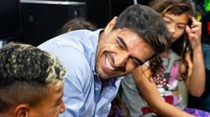 Leila aguarda renovação de Abel e banca manutenção de diretor do Palmeiras 