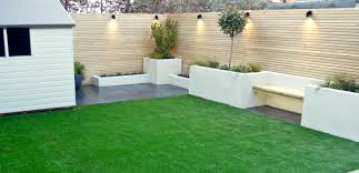 White Rendered Garden Seating Area Garden Seating Area Outdoor Gardens Design Urban Garden Design
