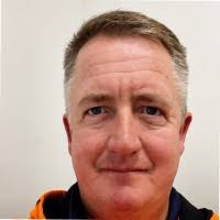 100+ perfiles de «Simkin»