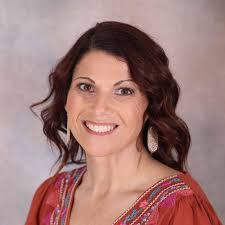 Lana Hale's Instagram, Twitter & Facebook