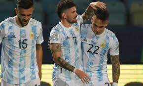 Polémicos tuits de úrsula vargues contra los argentinos varados en miami: Hm46twc6zfjxym
