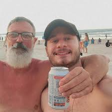 praia core da viagem anual com a família pro litoral 🤝 (5 dias trocando  treino e dieta por cachaça e sol)