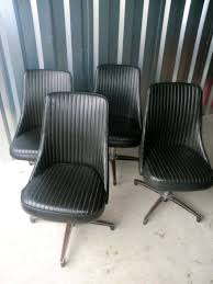 Set Of 4 Vintage Chromcraft Chairs 185 Philadelphia Http Furnishly Com Catalog Product View Id 3459 S Set Of 4 Vintage Chrom Chair Home Decor Tasting Room