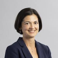 Kirsten Temple's Instagram, Twitter & Facebook