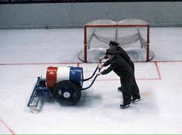 His rink is about 20 meters long and 10 meters wide with two regulation nets. Tom S Old Days On Twitter In The Early 1960 S Before Zambonis It Took Teamwork To Clean The Ice At Madison Square Garden 1960s Nhl Nyc Nyrangers Nyr Https T Co Sp2y8m05hp