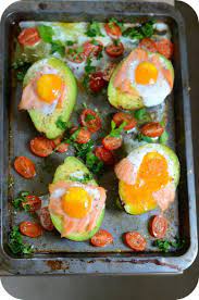 Avocats Rotis Au Saumon Paprikas Wrap Saumon Avocat Recettes De Cuisine Cuisine Poisson