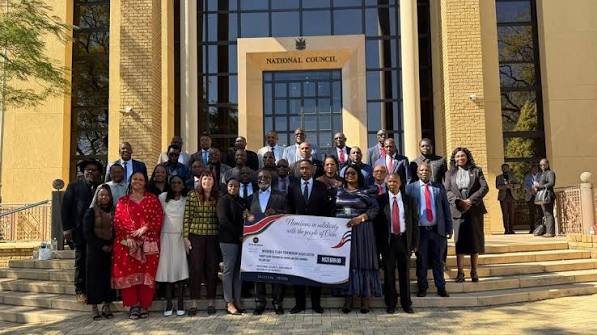 The 42 members of the National Council have contributed N$27,609 towards the Namibia-Cuba Solidarity Campaign, in recognition of Cuba's support for Namibia during the liberation struggle and after independence. The contribution was