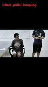 Pelaku saat tiba di Mapolres Tulang Bawang (Ist).⁣, ⁣, ⁣, ⁣, Hariyanto  Bujuk Korban Dengan Bakwan & Perkosa Dua Kali⁣, ⁣, ⁣, Bandar Lampung -  Hariyanto (H alias Hari, 42) pelaku pembunuhan dan ...