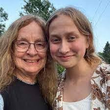 Candace Rowley's Instagram, Twitter & Facebook