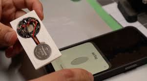 Keys, bags, apparel, small electronic devices, vehicles). Video User Rebuilds Airtag As A Thinner Card That Fits Into Wallets 9to5mac
