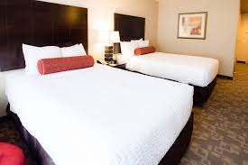 Two bedroom/ two bathroom suites with balcony. Elmhurst Illinois Lodging Clarion Inn Elmhurst Oakbrook