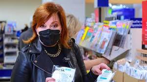 Jun 25, 2021 · příjmy amerických domácností v květnu klesly meziměsíčně o 2,0 %. Alena Schillerova V Kozene Bunde Na Kontrole Respiratoru Jak Domina Na Lovu Smeji Se Ji Extra Cz