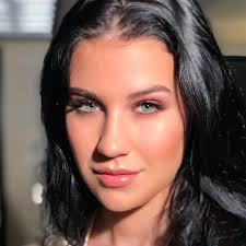 ملف ‏‎Cat Vo‎‏ الشخصي‎