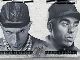 Háblate alchile cuál es la mejor canción que tengo junto a @ckan98 ???  Pasadito de Bershka el mural que hicieron en tepito donde queda confirmado  que voy a su concierto en CDMX 🐕🙏🏼😋