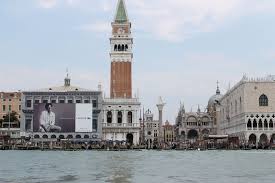 venice is sinking and this time it may