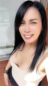 Maria Snipes's Instagram, Twitter & Facebook