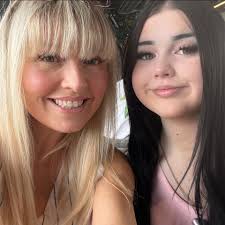 Hi , my family are all big fans of lampoons Christmas. We quote from it all  year round. It's our turn to host Boxing Day and was thinking of a game to