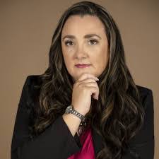 Rena Law's Instagram, Twitter & Facebook