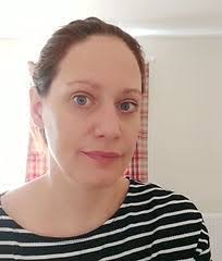 Karen Fitts's Instagram, Twitter & Facebook