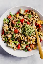 Mar 23, 2021 · method put the couscous into a large bowl add the stock. Pesto Couscous Salad Emilie Eats