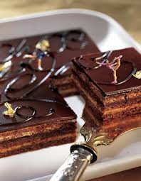 Opera Au Chocolat Et Cafe Pour 6 Personnes Recettes Elle A Table Recette Chocolat Recette Gateau Opera Alimentation