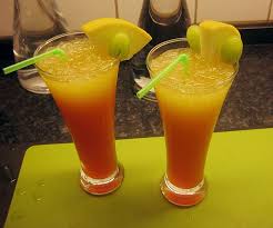 Touch Down Ein Raffiniertes Rezept Aus Der Kategorie Cocktail Bewertungen 10 Durchschnit Cocktail Rezepte Mit Alkohol Alkohol Getranke Rezepte Bowle Rezept