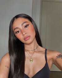 Nadine Lustre