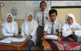 Buku produk kreatif dan kewirausahaan kelas xii smk pdf download rpp produk kreatif dan kewirausahaan kurikulum 2013. Kumpulan Soal Produk Kreatif Dan Kewirausahaan Pkk Tkj Kelas Xi Imron